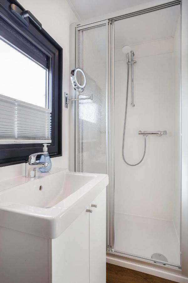 Welcome In - Houseboat Agua Dolce Met Tuin, Paviljoenwei 4, Sneek - Offingawier מראה חיצוני תמונה
